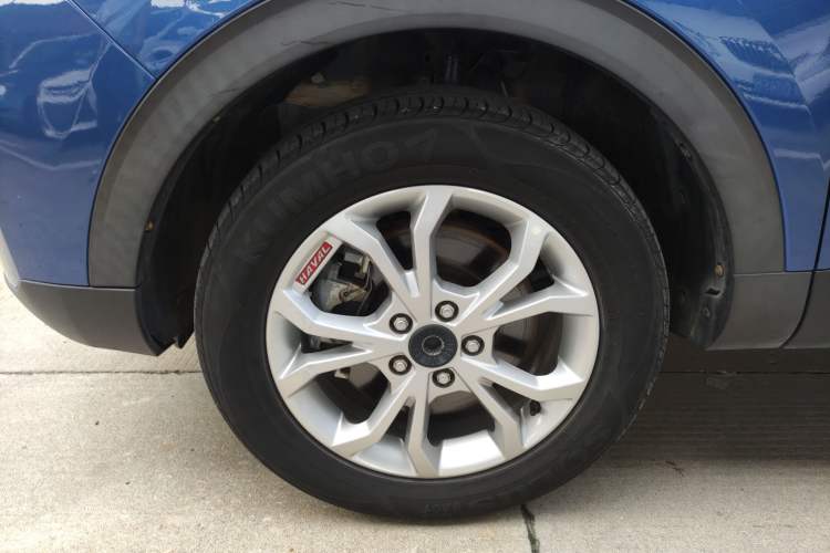 Used Haval H2s 2017 Red-Label 1.5T Dual-Clutch Elite Model Left Front Wheel Hub