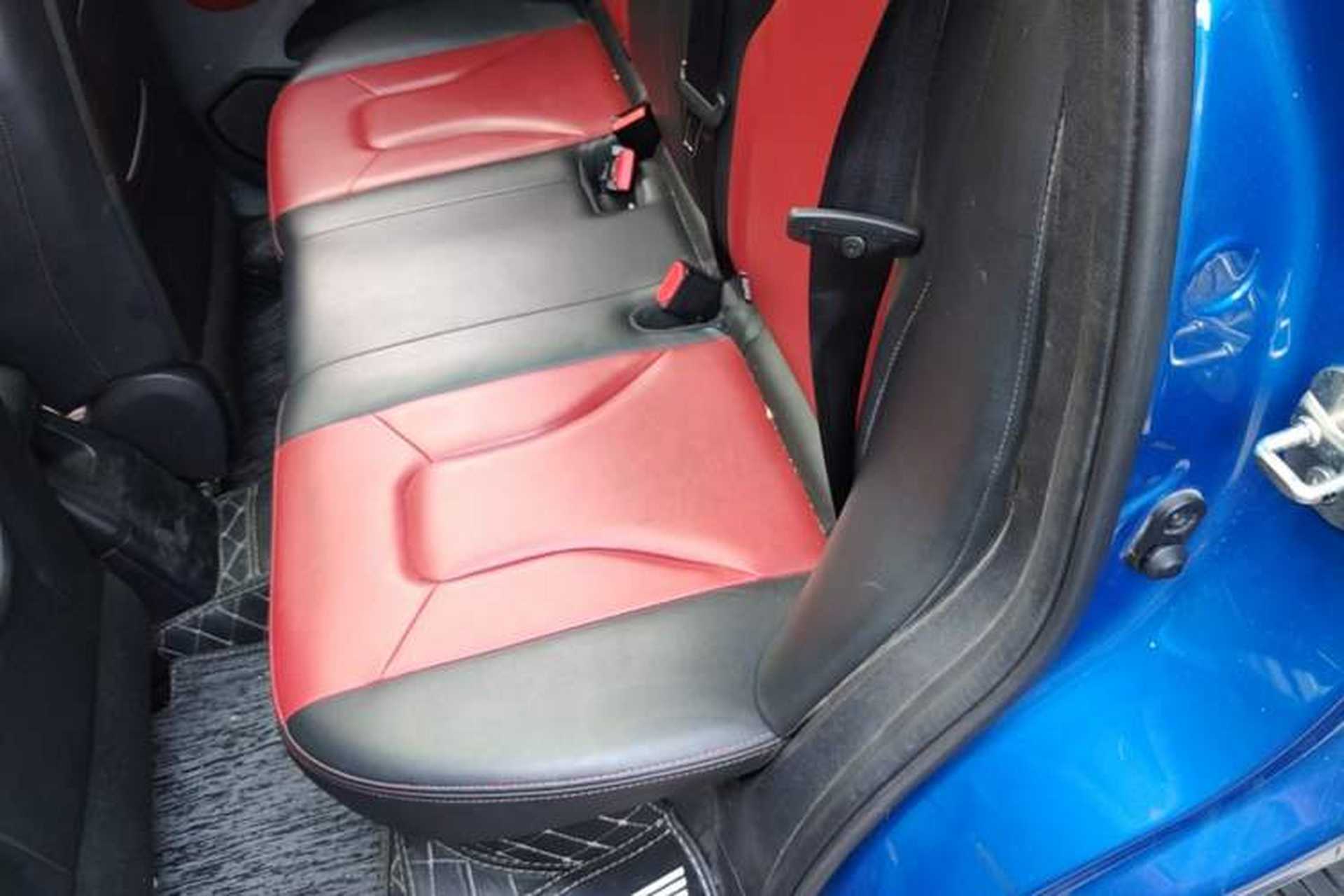 Used Haval H2s 2017 Blue Label 1.5T Dual-Clutch Luxury Model Left Rear Seat