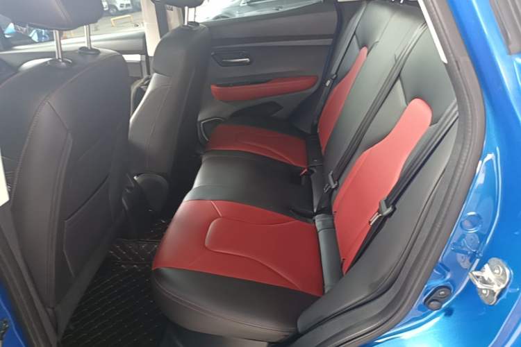 Used Haval H2s 2017 Blue Label 1.5T Dual-Clutch Elite Model Left Rear Seat
