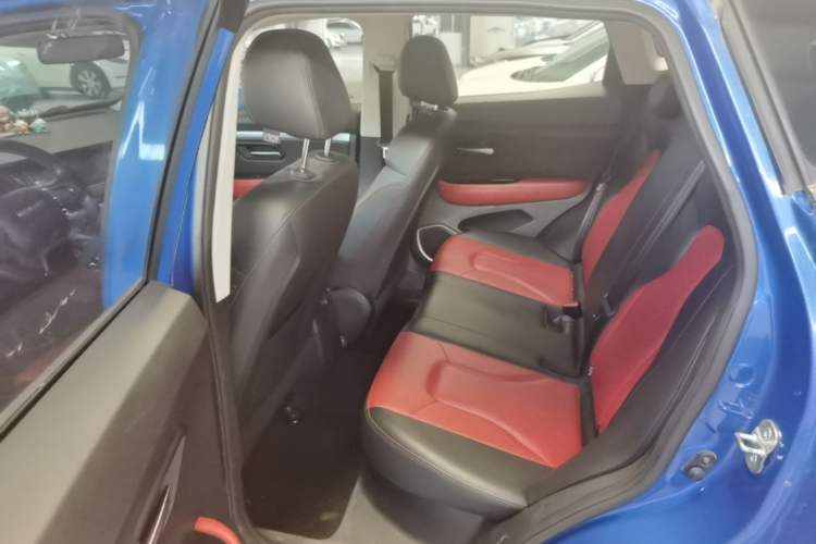 Used Haval H2s 2017 Red-Label 1.5T Dual-Clutch Comfort Model Left Rear Seat