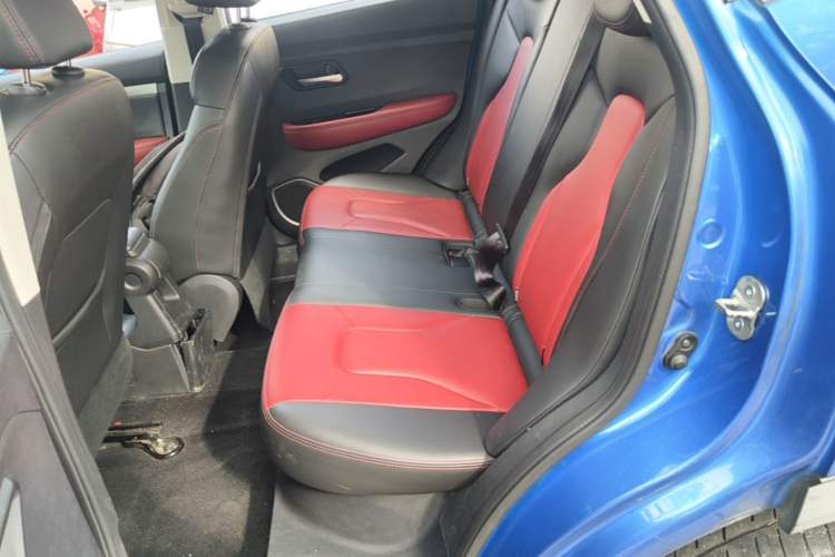 Used Haval H2s 2017 Red Label 1.5T Manual Comfort Model Left Rear Seat
