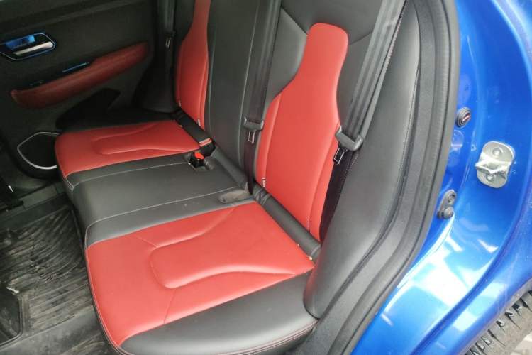 Used Haval H2s 2017 Red Label 1.5T Manual Comfort Model Left Rear Seat