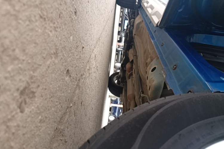 Used Haval H2s 2017 Blue Label 1.5T Dual-Clutch Elite Model Left Side Sill