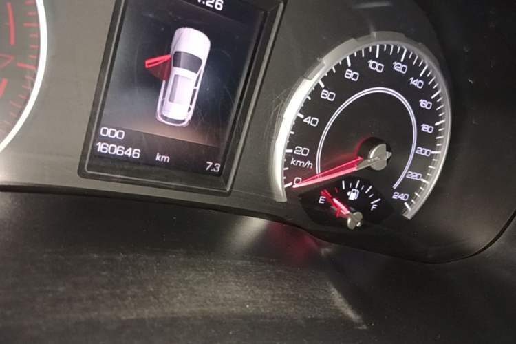 Used Haval H2s 2017 Blue Label 1.5T Manual Elite Model Odometer Close Up