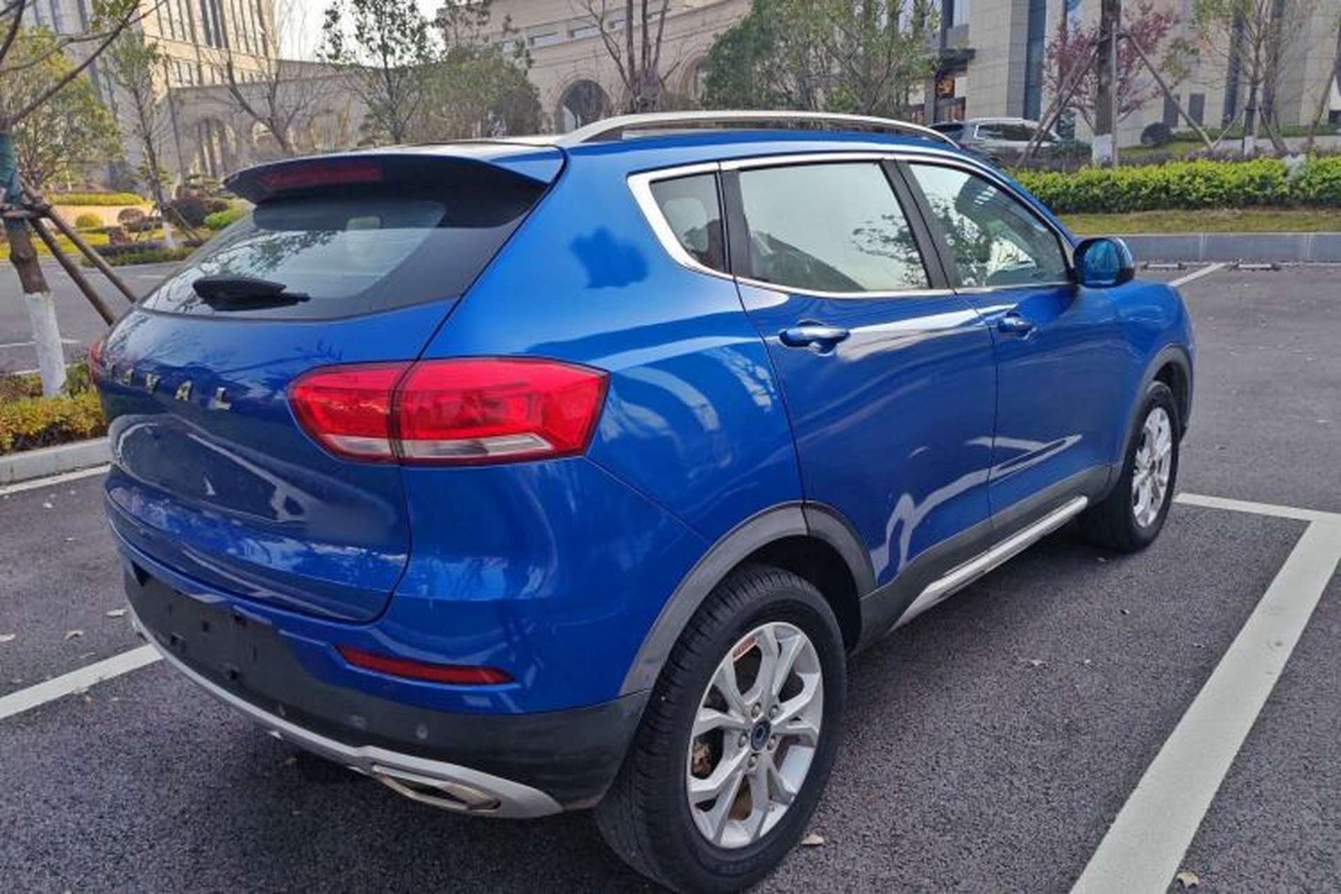 Used Haval H2s 2017 Red-Label 1.5T Manual Elite Model Rear Right 45 Deg