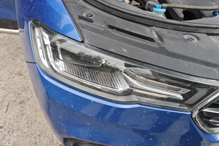 Used Haval H2s 2017 Blue Label 1.5T Manual Elite Model Right Front Headlight