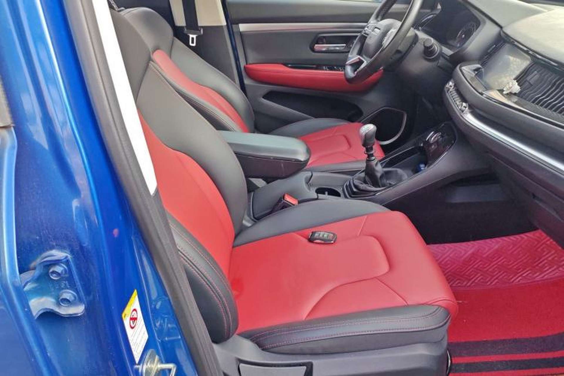 Used Haval H2s 2017 Red-Label 1.5T Manual Elite Model Right Front Seat