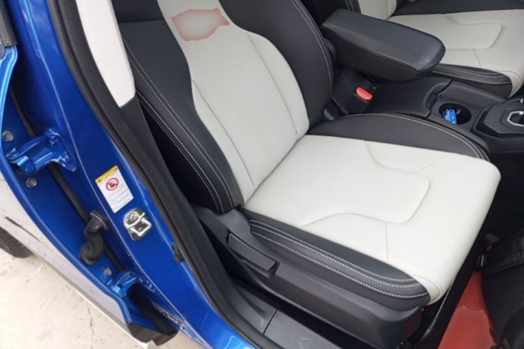 Used Haval H2s 2017 Blue Label 1.5T Dual-Clutch Elite Model Right Front Seat