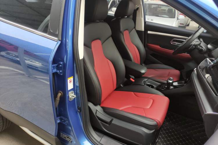 Used Haval H2s 2017 Red-Label 1.5T Dual-Clutch Elite Model Right Front Seat