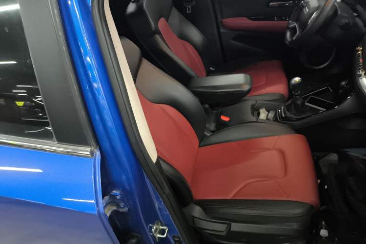 Used Haval H2s 2017 Blue Label 1.5T Manual Comfort Edition Right Front Seat
