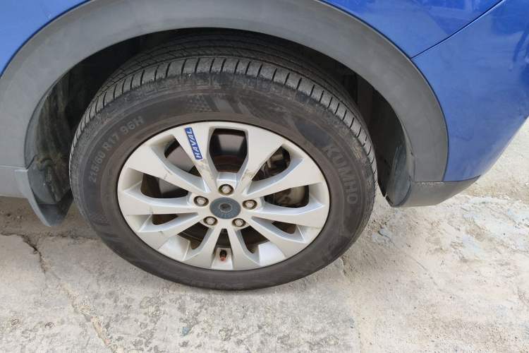 Used Haval H2s 2017 Blue Label 1.5T Dual-Clutch Elite Model Right Front Wheel Hub