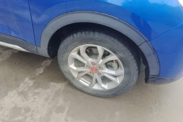 Used Haval H2s 2017 Red-Label 1.5T Dual-Clutch Elite Model Right Front Wheel Hub