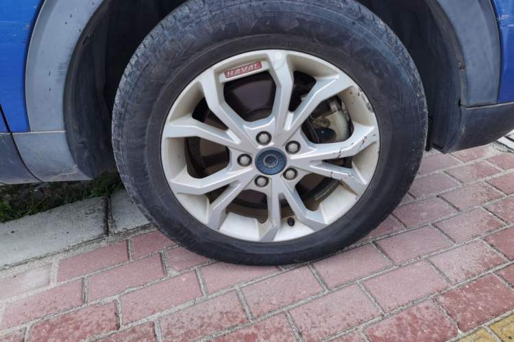 Used Haval H2s 2017 Red-Label 1.5T Dual-Clutch Comfort Model Right Front Wheel Hub