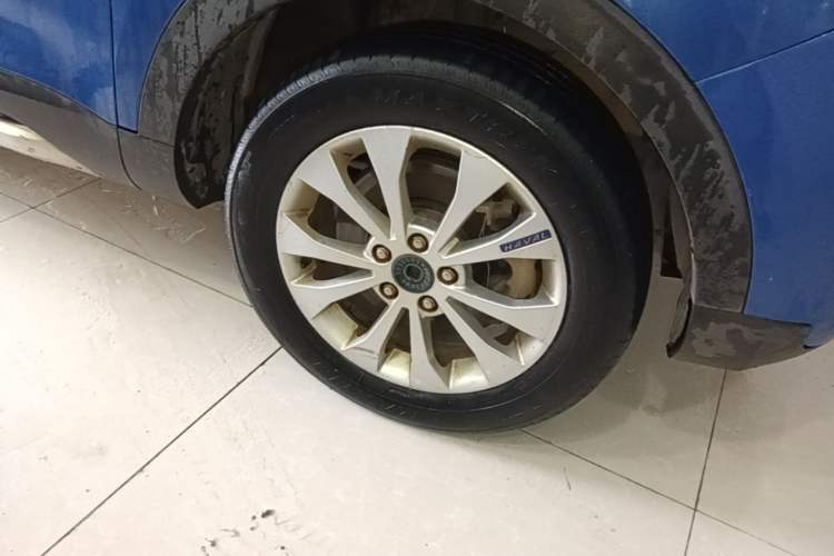 Used Haval H2s 2017 Blue Label 1.5T Manual Elite Model Right Front Wheel Hub