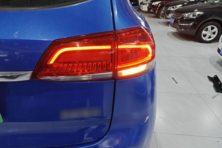 Used Haval H2s 2017 Blue Label 1.5T Dual-Clutch Elite Model Right Rear Taillight