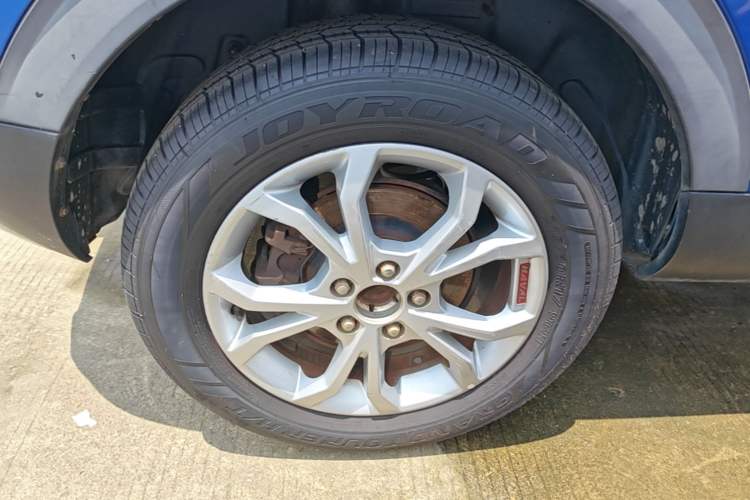 Used Haval H2s 2017 Red-Label 1.5T Dual-Clutch Elite Model Right Rear Wheel Hub