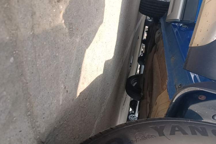 Used Haval H2s 2017 Blue Label 1.5T Dual-Clutch Elite Model Right Side Sill