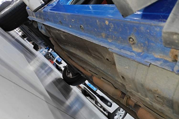 Used Haval H2s 2017 Blue Label 1.5T Dual-Clutch Elite Model Right Side Sill