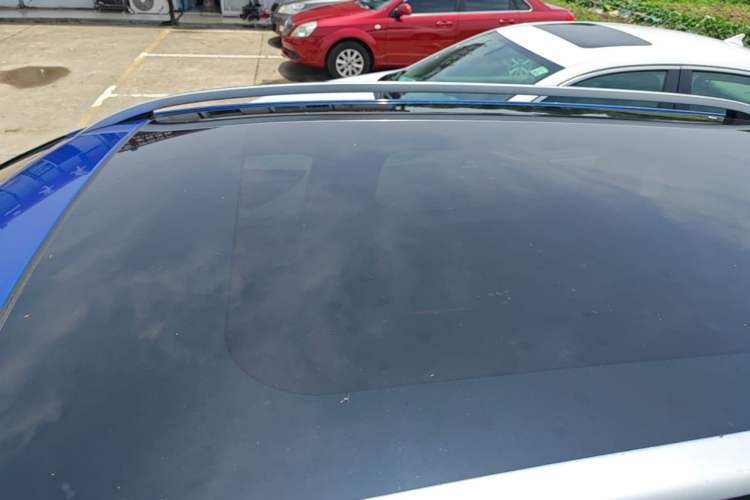Used Haval H2s 2017 Red-Label 1.5T Dual-Clutch Elite Model Roof