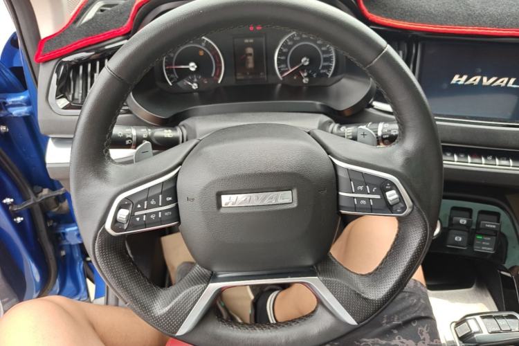 Used Haval H2s 2017 Red-Label 1.5T Dual-Clutch Elite Model Steering Wheel