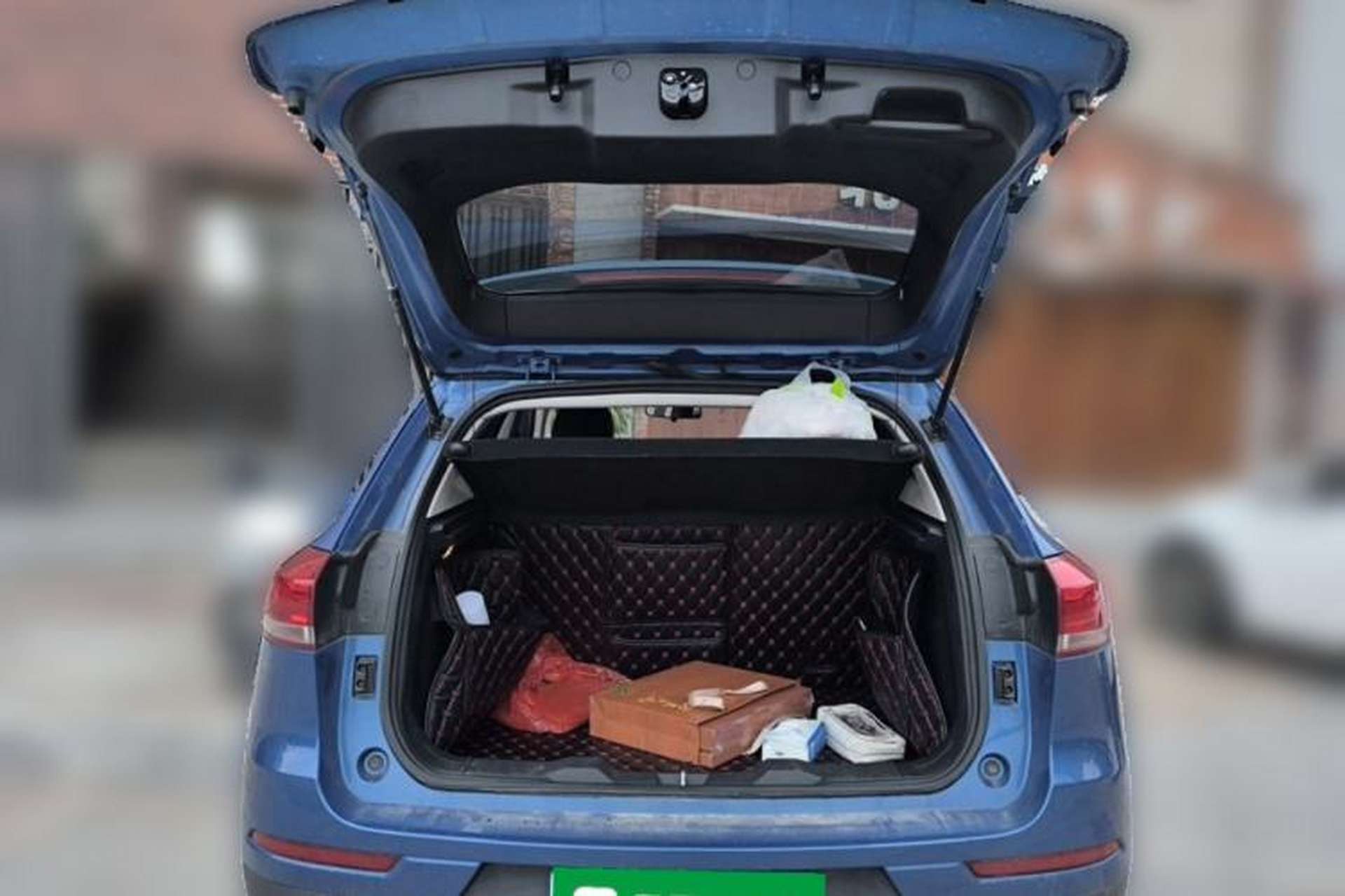 Used Haval H2s 2017 Red-Label 1.5T Dual-Clutch Elite Model Trunk