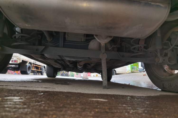 Used Haval H2s 2017 Red-Label 1.5T Dual-Clutch Comfort Model Chassis Rear