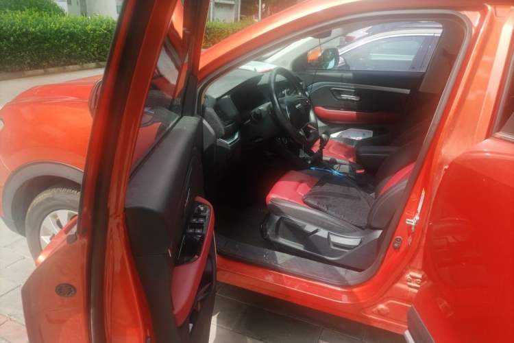 Used Haval H2s 2017 Blue Label 1.5T Manual Elite Model Driver Seat