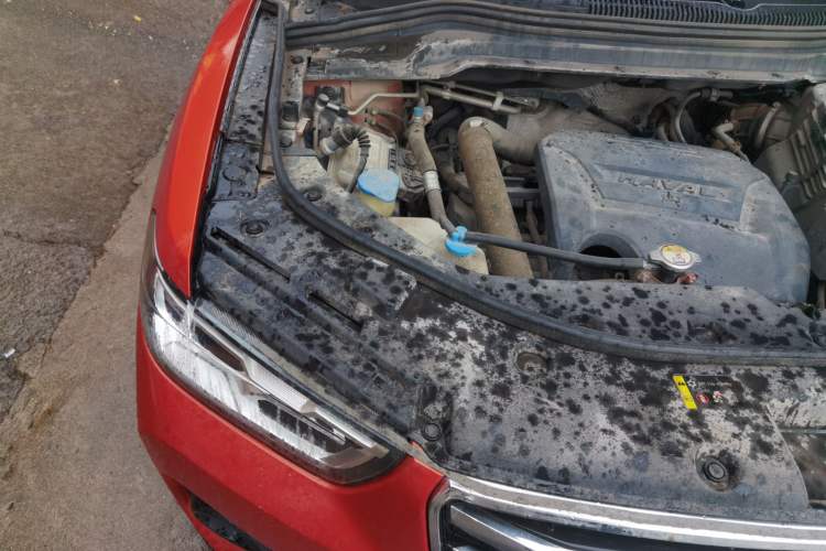 Used Haval H2s 2017 Red-Label 1.5T Dual-Clutch Comfort Model Engine Bay Right