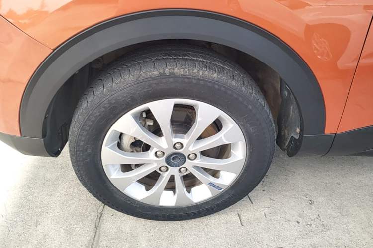 Used Haval H2s 2017 Blue Label 1.5T Manual Comfort Edition Left Front Wheel Hub