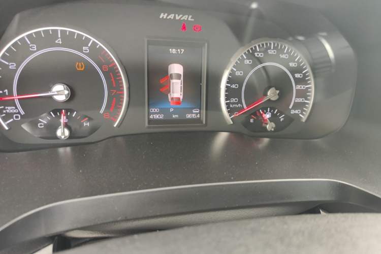 Used Haval H2s 2017 Blue Label 1.5T Dual-Clutch Luxury Model Odometer Close Up