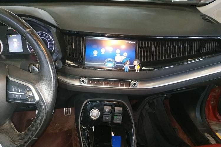 Used Haval H2s 2017 Blue Label 1.5T Dual-Clutch Luxury Model Audio And AC Panel