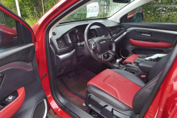 Used Haval H2s 2017 Red-Label 1.5T Dual-Clutch Elite Model Driver Seat