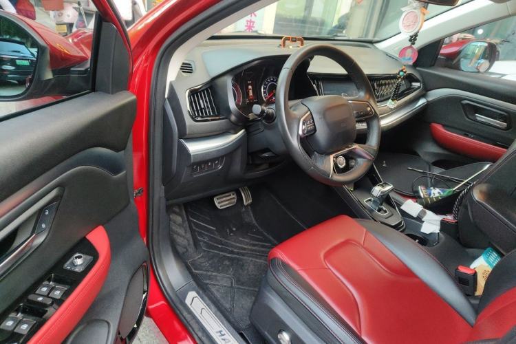 Used Haval H2s 2017 Red-Label 1.5T Dual-Clutch Luxury Model Driver Seat