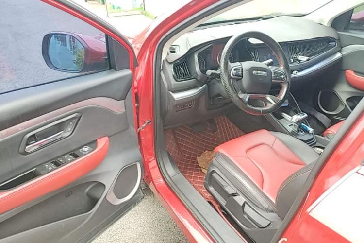 Used Haval H2s 2017 Red-Label 1.5T Dual-Clutch Elite Model Driver Seat