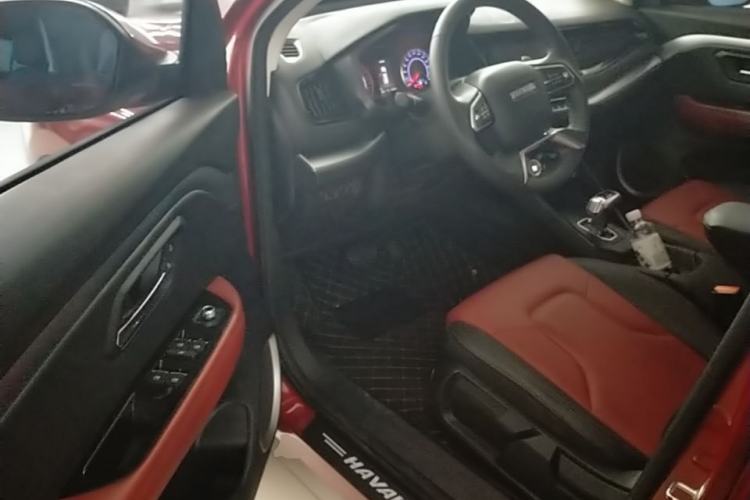 Used Haval H2s 2017 Red-Label 1.5T Dual-Clutch Comfort Model Driver Seat