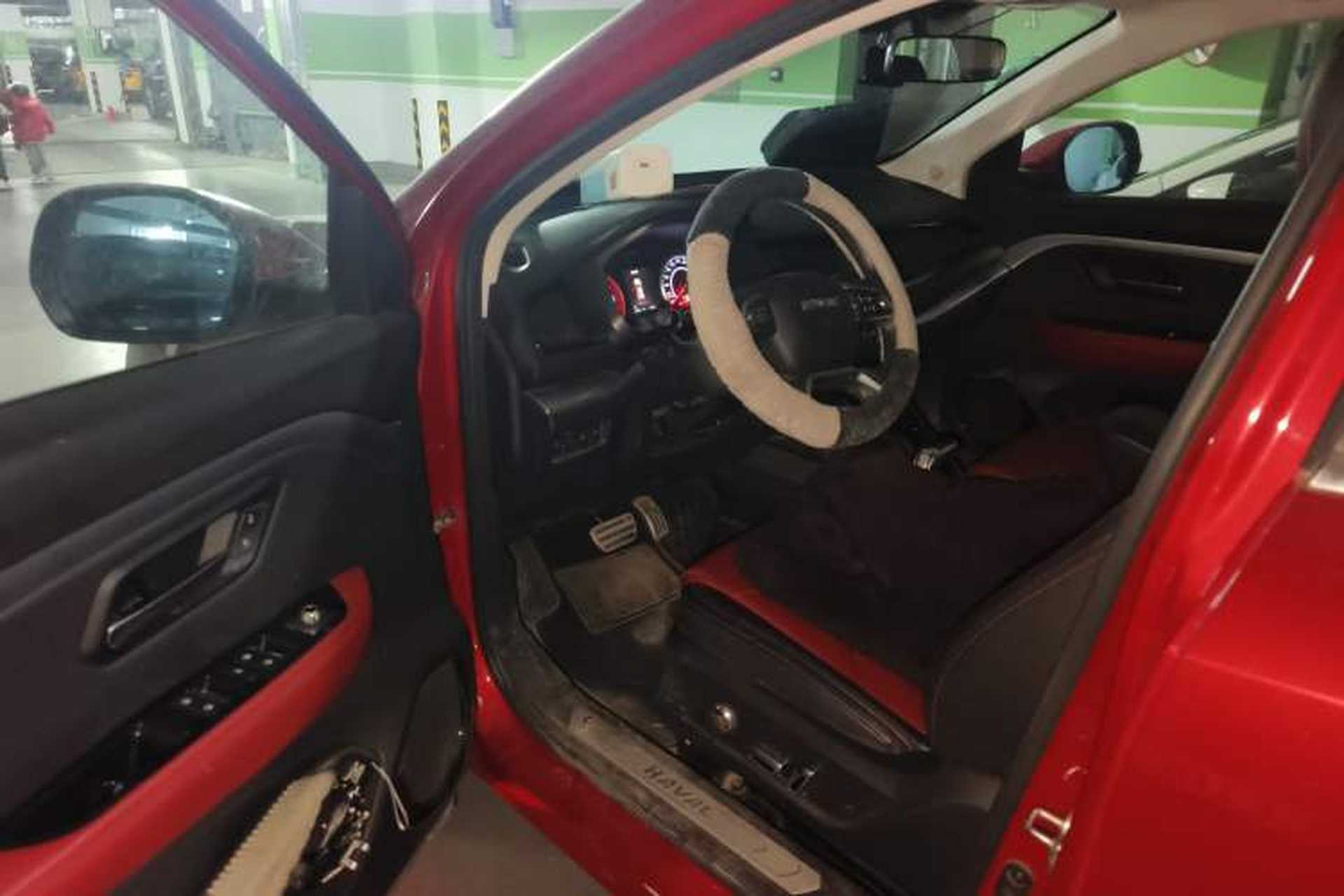 Used Haval H2s 2017 Red-Label 1.5T Dual-Clutch Luxury Model Driver Seat