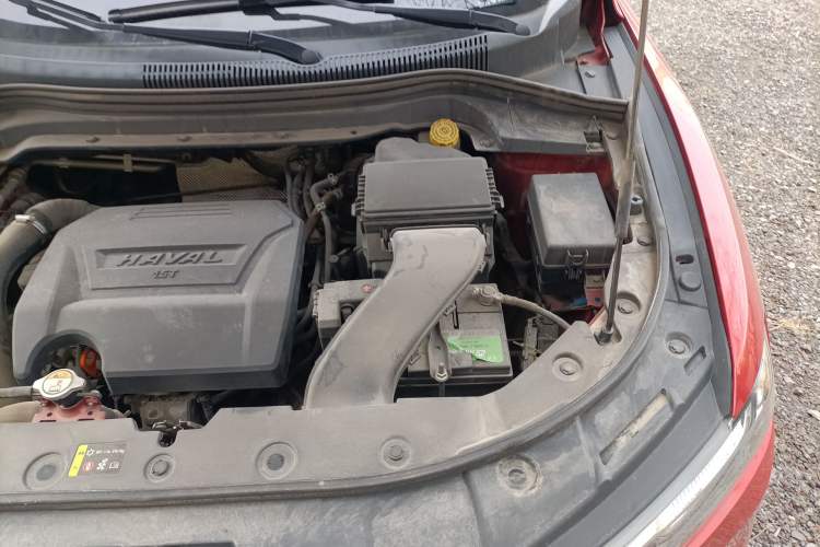 Used Haval H2s 2017 Blue Label 1.5T Dual-Clutch Comfort Model Engine Bay Left