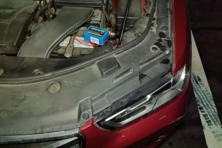 Used Haval H2s 2017 Red-Label 1.5T Dual-Clutch Elite Model Engine Bay Left