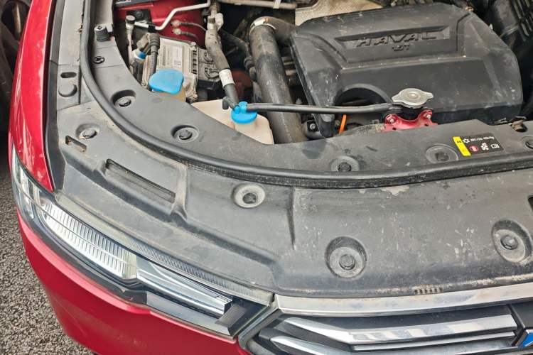 Used Haval H2s 2017 Blue Label 1.5T Manual Elite Model Engine Bay Right