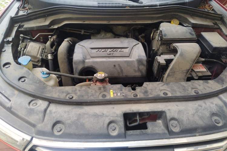 Used Haval H2s 2017 Blue Label 1.5T Dual-Clutch Luxury Model Engine Bay