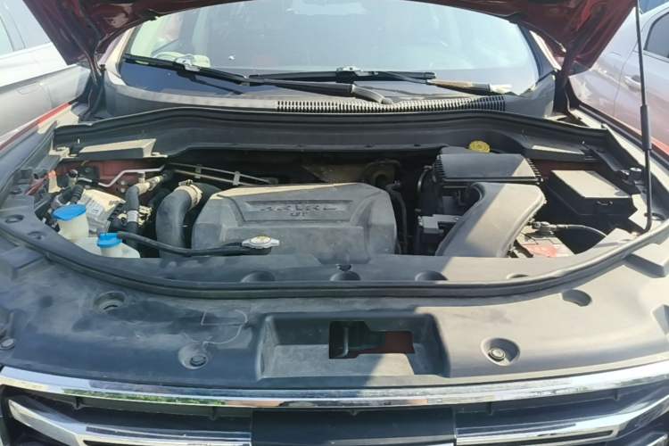 Used Haval H2s 2017 Red-Label 1.5T Dual-Clutch Elite Model Engine Bay