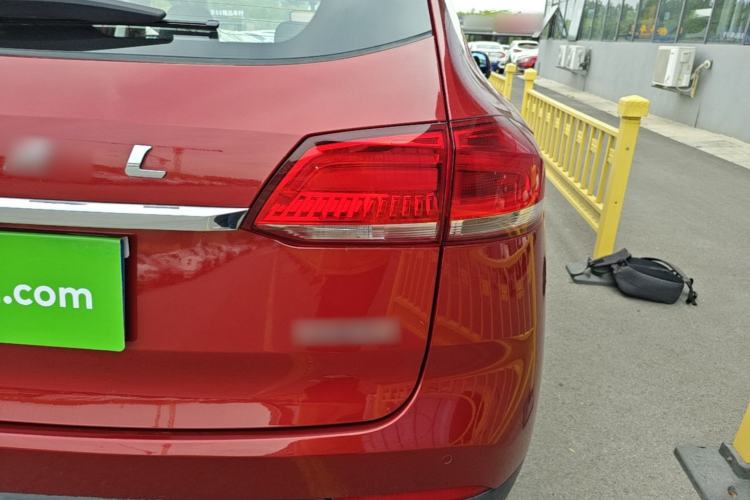 Used Haval H2s 2017 Blue Label 1.5T Manual Elite Model Exterior 3