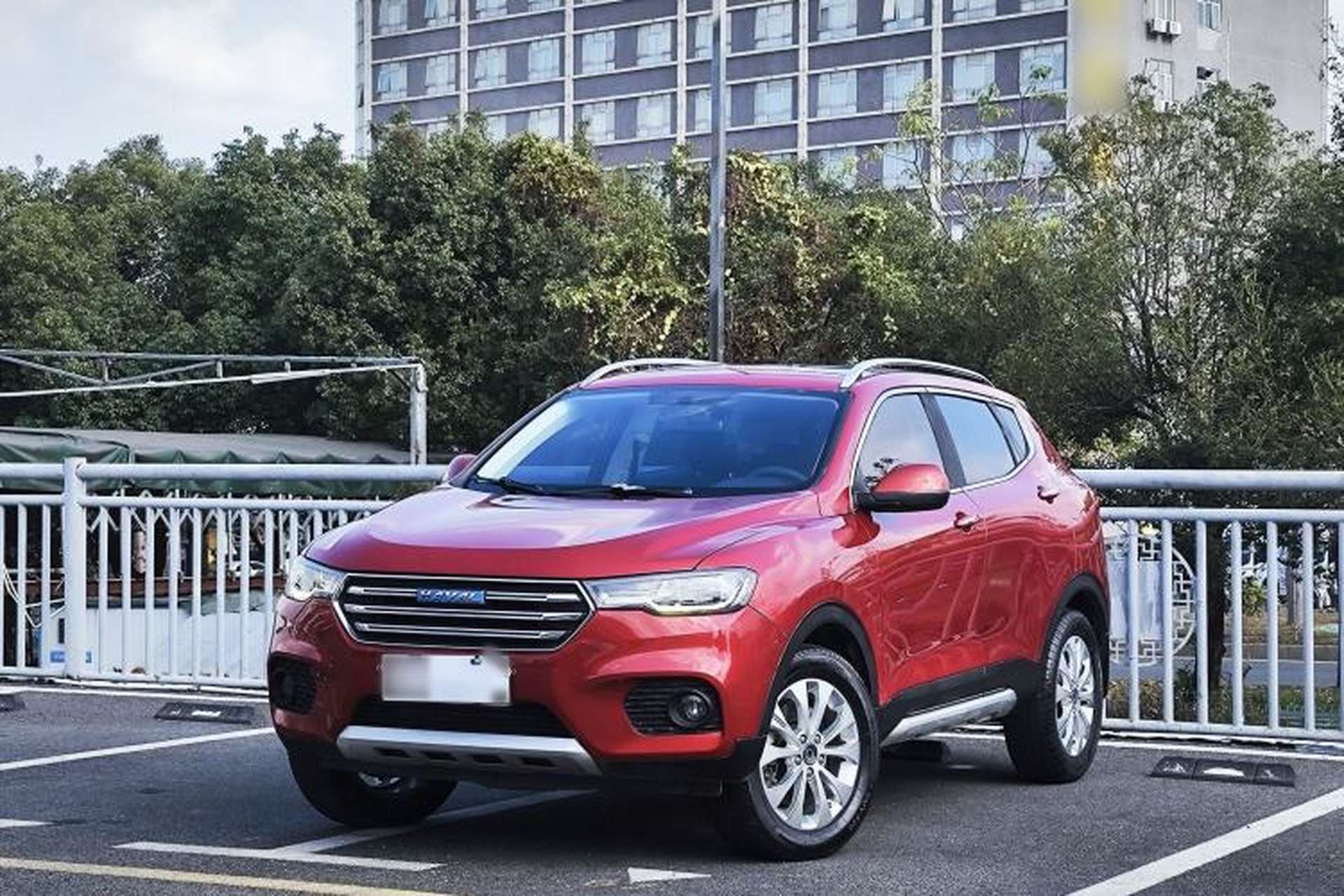 Used Haval H2s 2017 Blue Label 1.5T Manual Elite Model Front Left 45 Deg