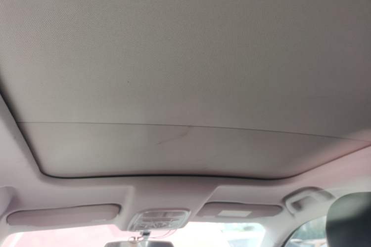 Used Haval H2s 2017 Red-Label 1.5T Manual Elite Model Headliner