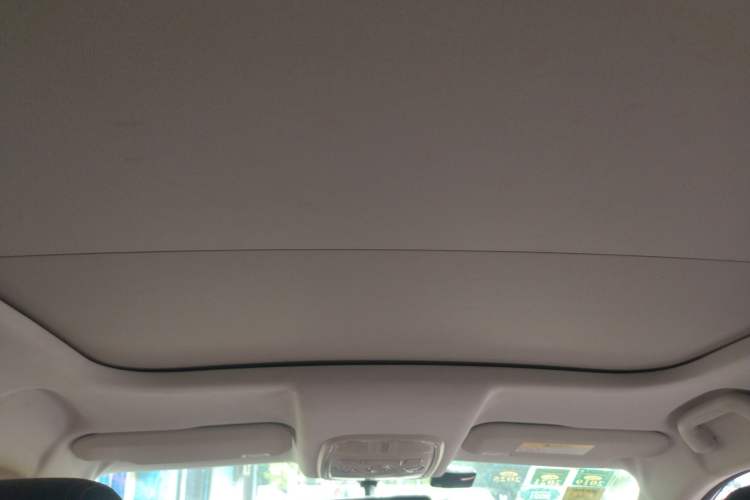Used Haval H2s 2017 Red-Label 1.5T Manual Elite Model Headliner