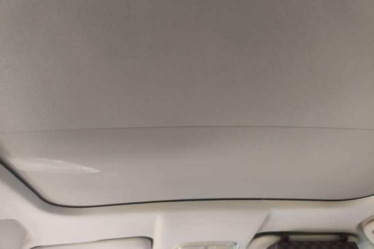 Used Haval H2s 2017 Red-Label 1.5T Dual-Clutch Luxury Model Headliner