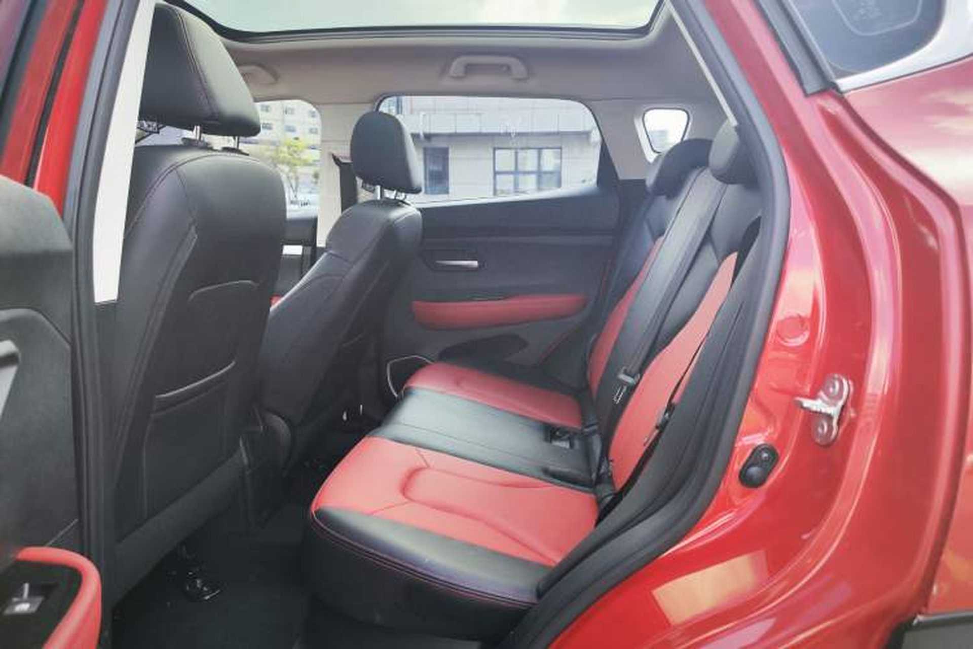 Used Haval H2s 2017 Blue Label 1.5T Manual Elite Model Interior 3