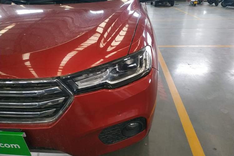 Used Haval H2s 2017 Blue Label 1.5T Dual-Clutch Luxury Model Left Front Headlight