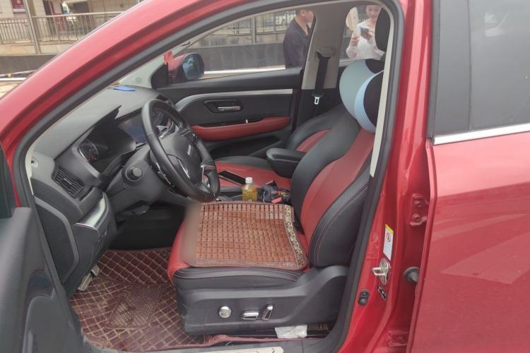 Used Haval H2s 2017 Red-Label 1.5T Dual-Clutch Luxury Model Left Front Seat