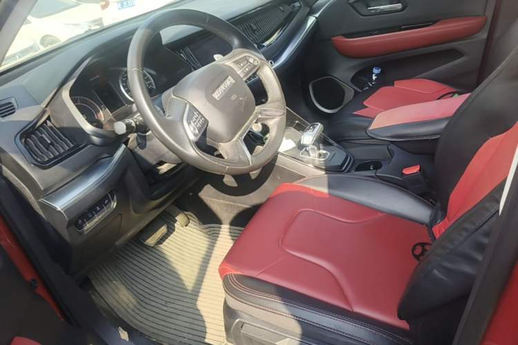 Used Haval H2s 2017 Red-Label 1.5T Dual-Clutch Elite Model Left Front Seat